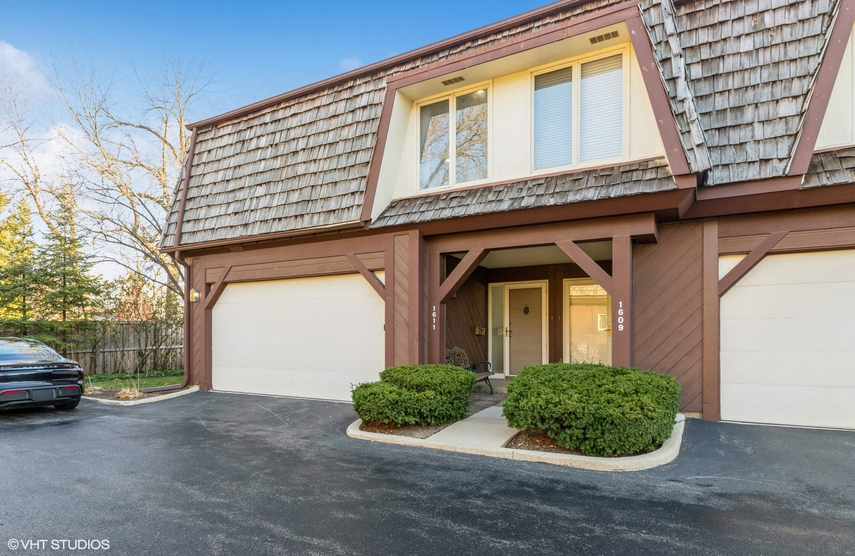 1611 Winnetka Road, Unit 1611 Glenview, IL 60025 - Photo 1 of 23 Gallery Image 1