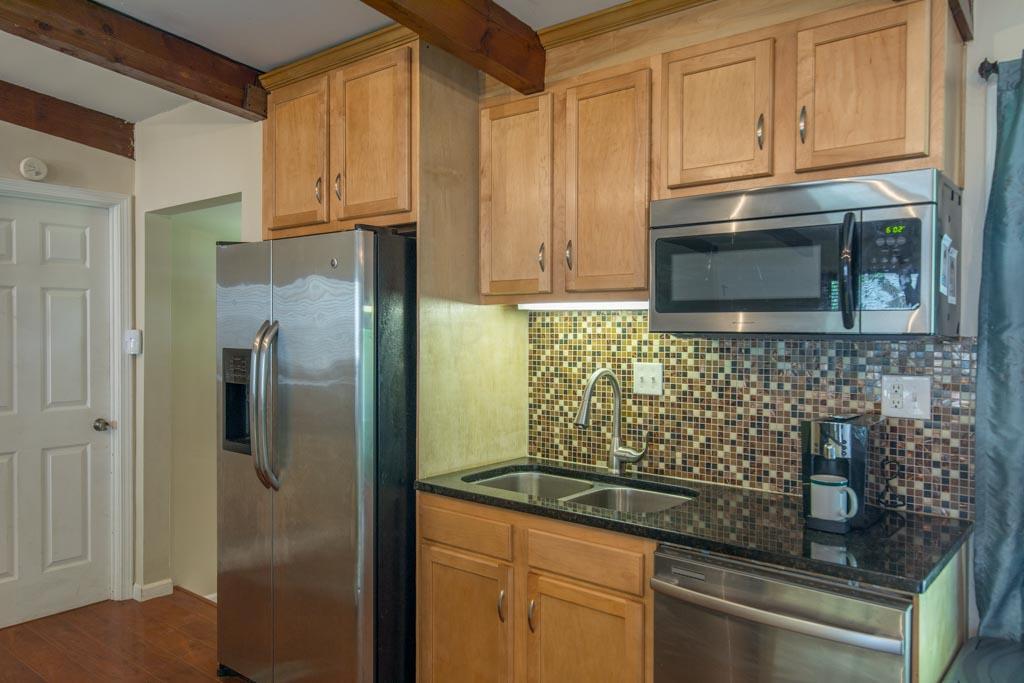 2493 Bristol Road Columbus, OH 43221 - Photo 8 of 39