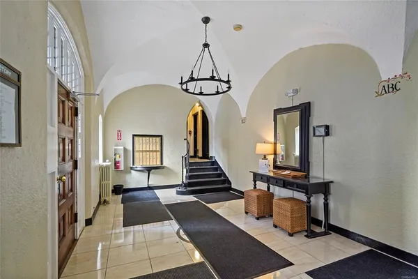$160,000 | 26 Pondfield Road, Unit E, Bronxville, NY 10708