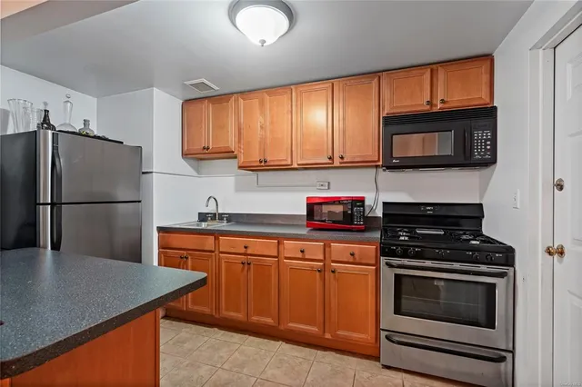 $160,000 | 26 Pondfield Road, Unit E, Bronxville, NY 10708