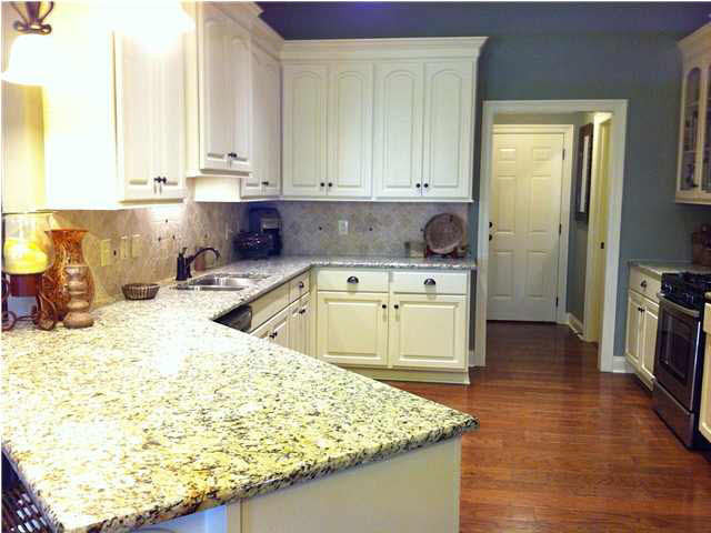 114 Britton Circle Flowood, MS 39232 - Photo 9 of 25 Photo 9