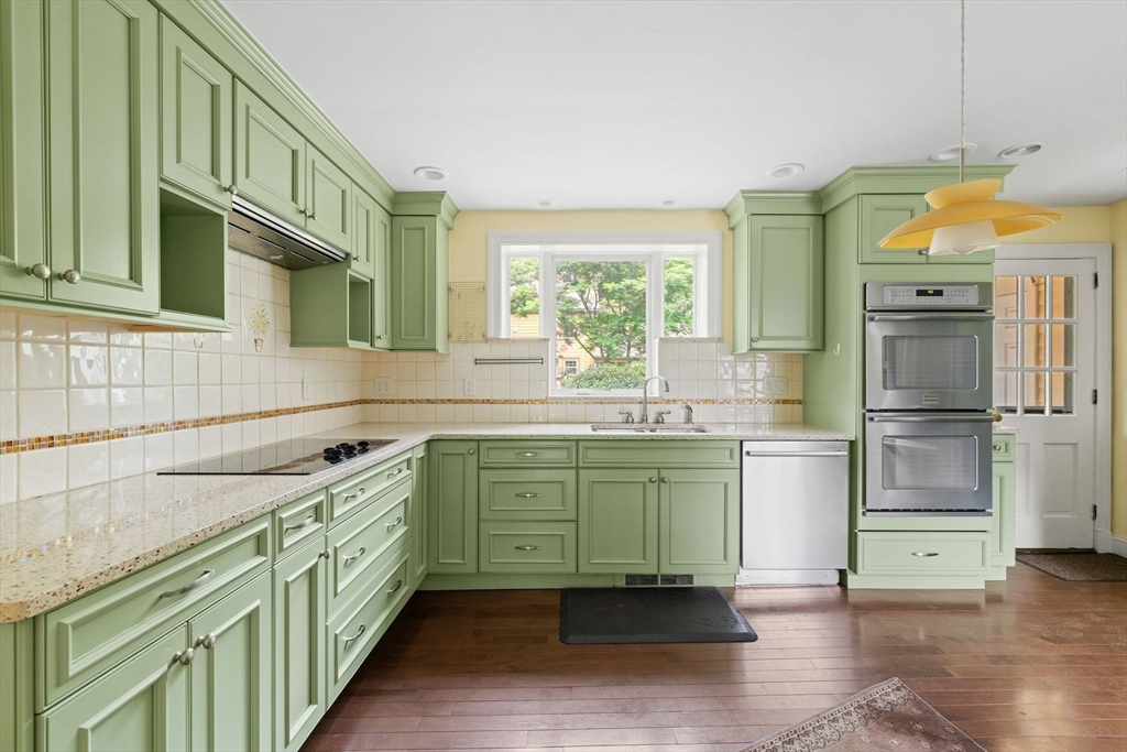 49 Hastings Road Belmont, MA 02478 - Photo 7 of 35 Gallery Image 7