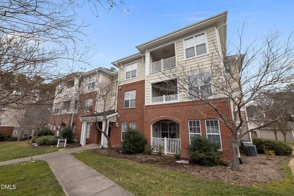 $350,000 | 1014 Arborgate Circle, Chapel Hill, NC 27514