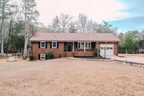 $290,000 | 304 Darwin Road, Gaffney, SC 29340