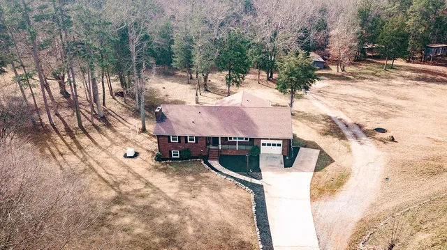 $299,900 | 304 Darwin Road, Gaffney, SC 29340