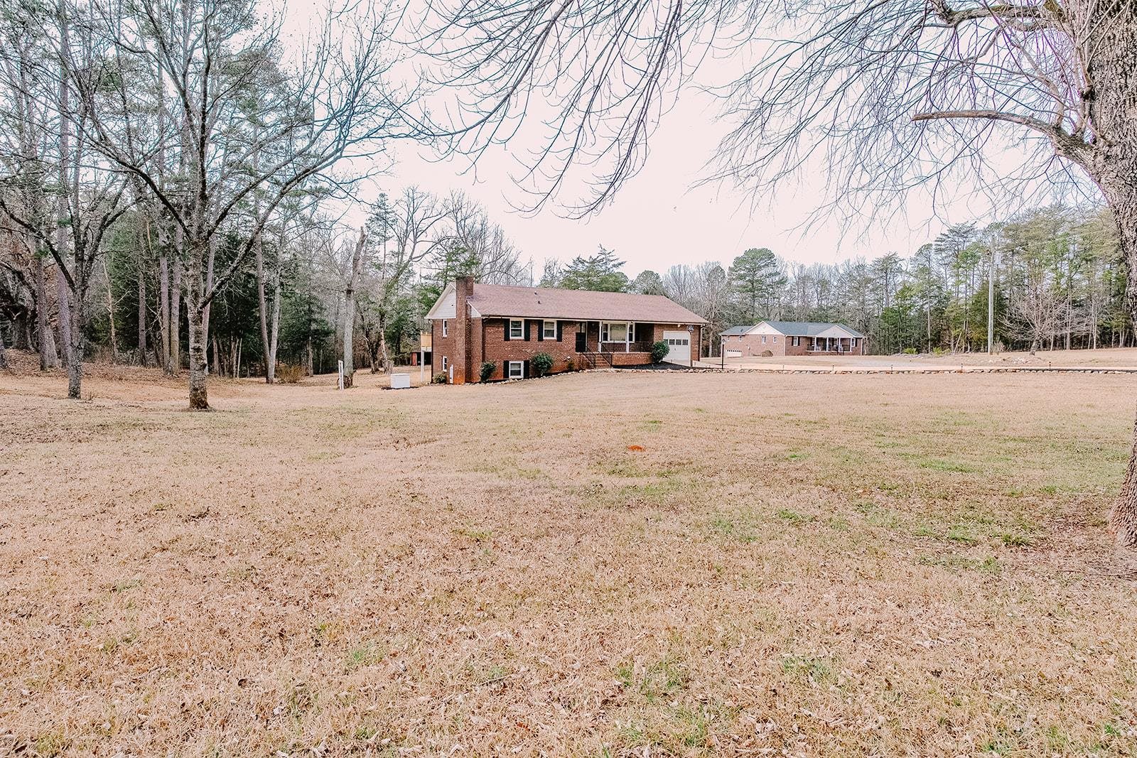 304 Darwin Road Gaffney, SC 29340 - Photo 4 of 47