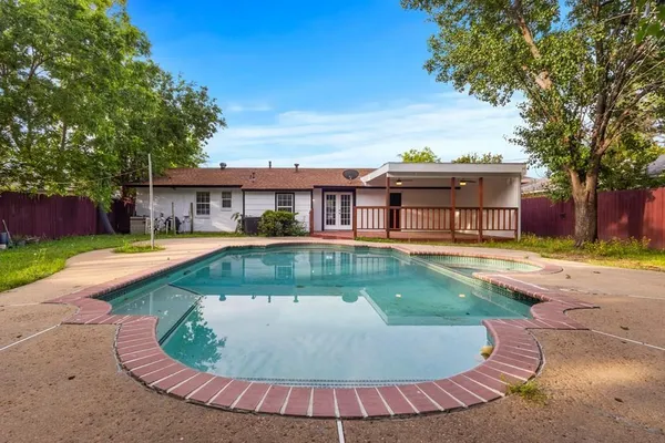 $339,000 | 2529 Syracuse Drive, Irving, TX 75062