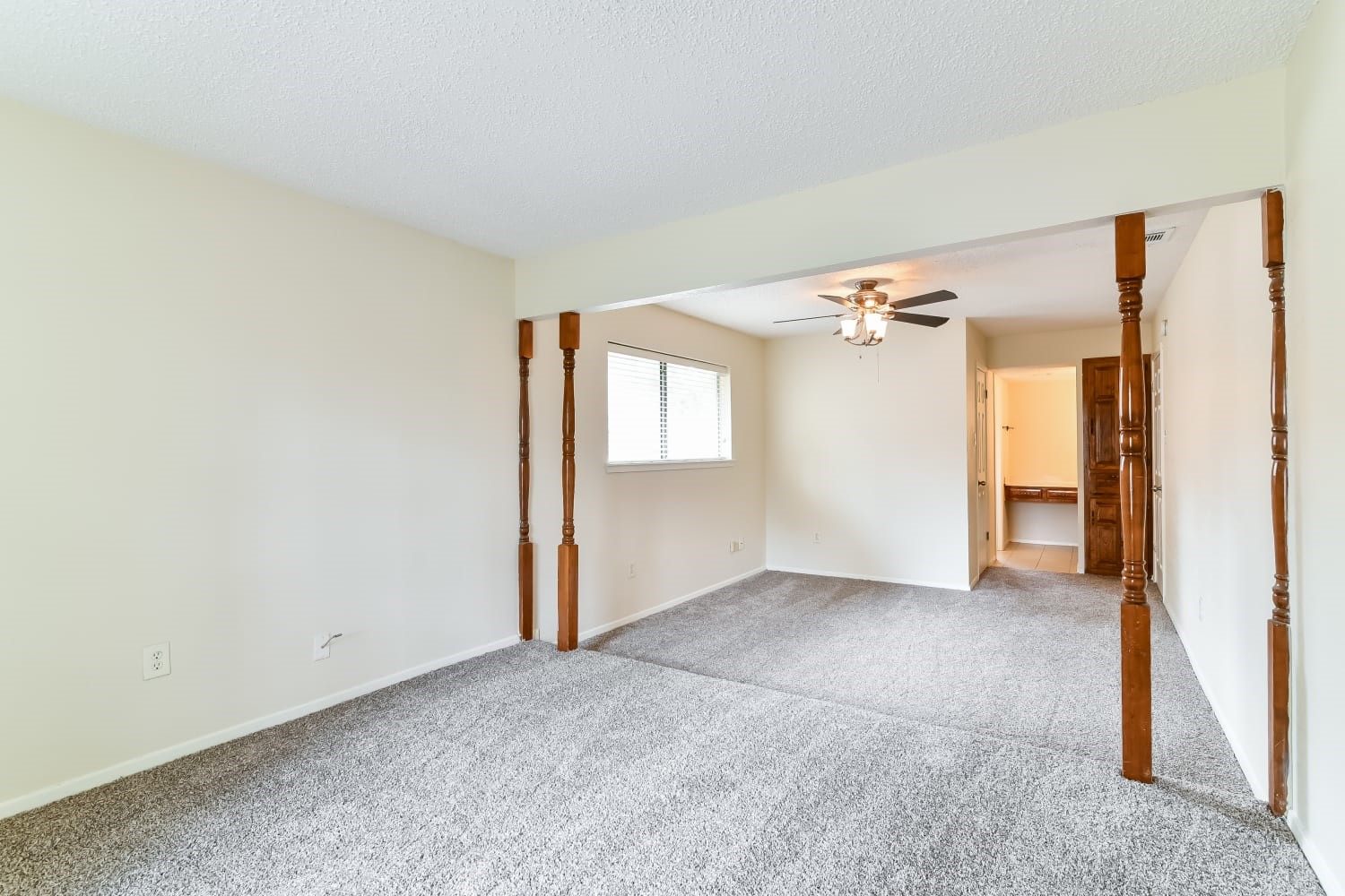 17411 Glenhew Road Humble, TX 77396 - Photo 6 of 14 a view of a big room with closet and windows