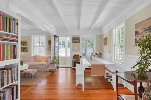 $999,000 | 21 2nd Street, Barrington, RI 02806