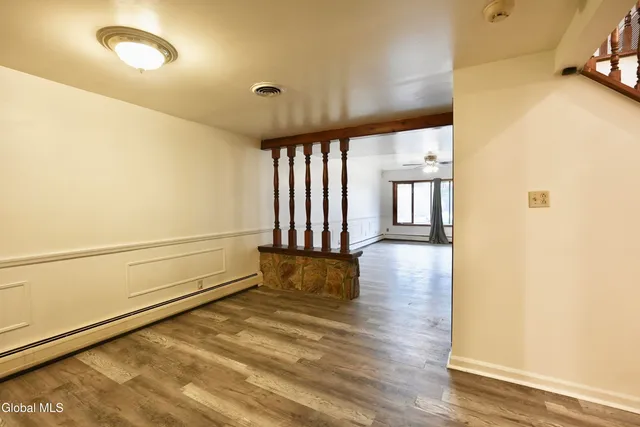 $299,500 | 2527 Barton Avenue, Rotterdam, NY 12306