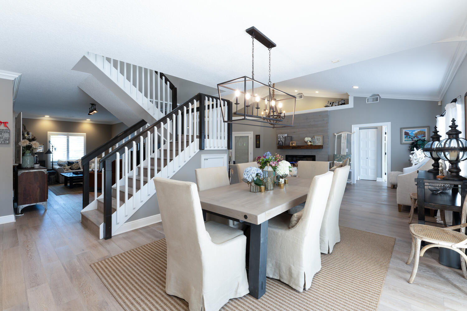 916 Dolphin Drive Jupiter, FL 33458 - Photo 11 of 64 Dining Area