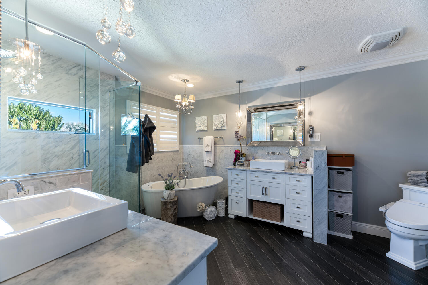 916 Dolphin Drive Jupiter, FL 33458 - Photo 21 of 64 Master Bath