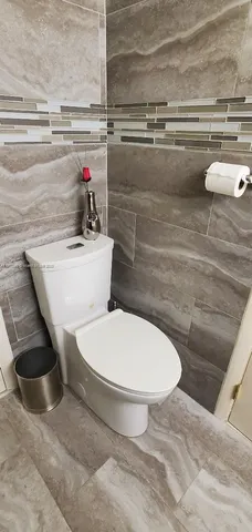 $139,900 | 649 West Oakland Park Boulevard, Unit 103A, Oakland Park, FL 33309