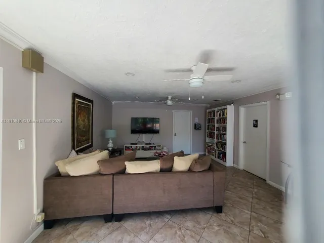 $139,900 | 649 West Oakland Park Boulevard, Unit 103A, Oakland Park, FL 33309