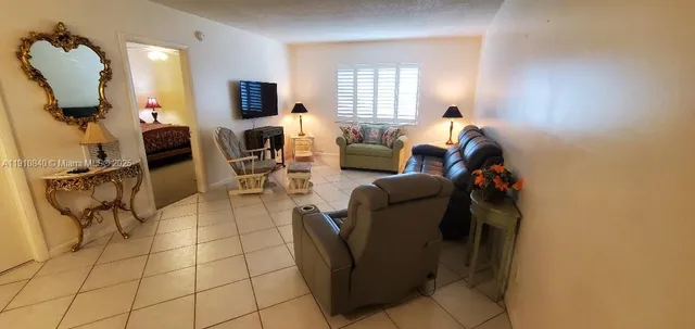 $139,900 | 649 West Oakland Park Boulevard, Unit 103A, Oakland Park, FL 33309