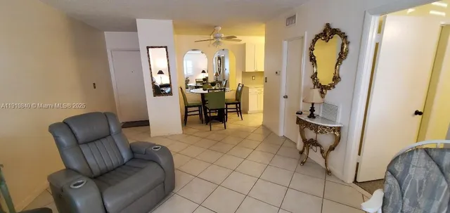 $139,900 | 649 West Oakland Park Boulevard, Unit 103A, Oakland Park, FL 33309