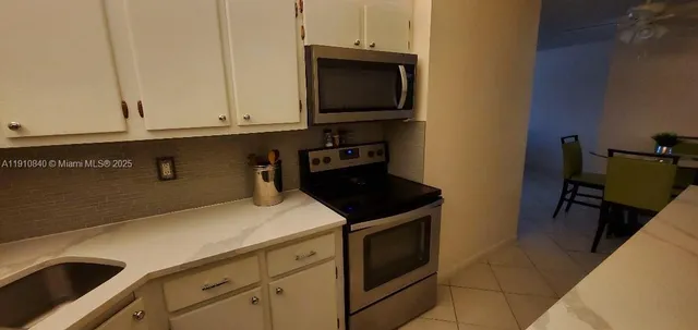 $139,900 | 649 West Oakland Park Boulevard, Unit 103A, Oakland Park, FL 33309