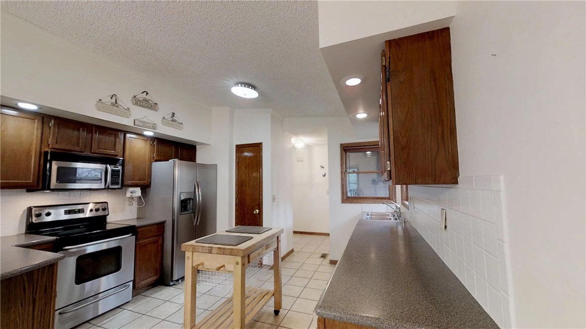 521 Blue River Road Breckenridge, CO 80424 - Photo 3 of 24 Gallery Image 3
