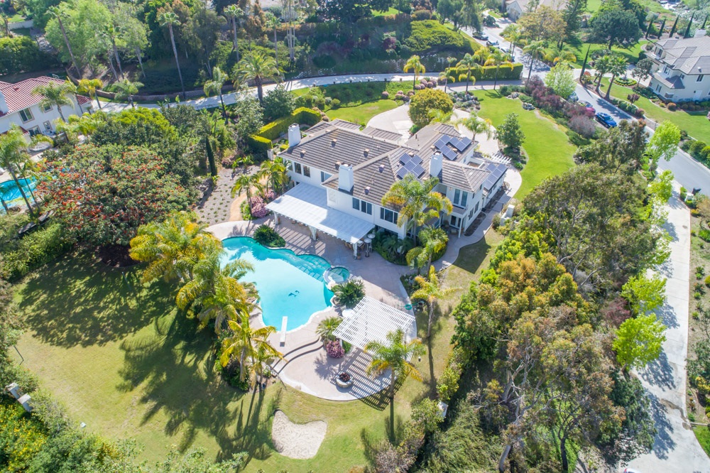 6738 Rancho Lakes Court Rancho Santa Fe, CA 92067 - Photo 2 of 25