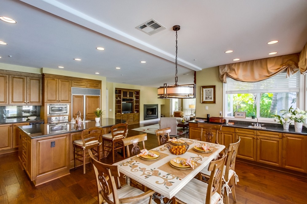 6738 Rancho Lakes Court Rancho Santa Fe, CA 92067 - Photo 14 of 25