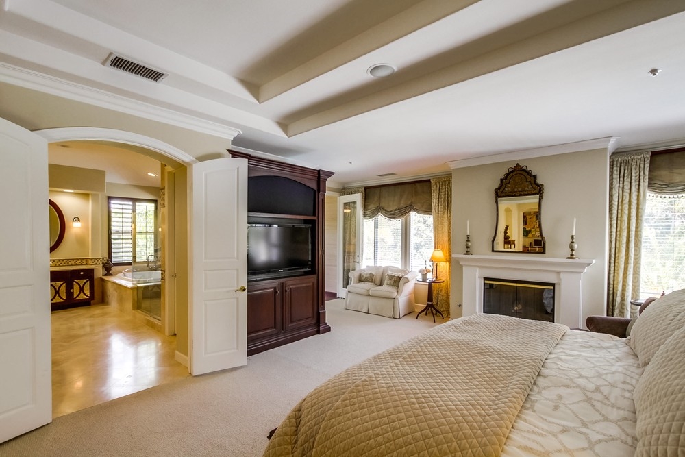 6738 Rancho Lakes Court Rancho Santa Fe, CA 92067 - Photo 18 of 25