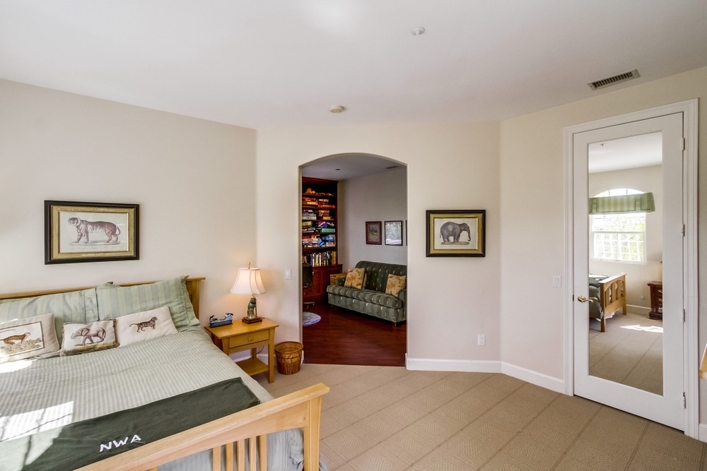 6738 Rancho Lakes Court Rancho Santa Fe, CA 92067 - Photo 24 of 25