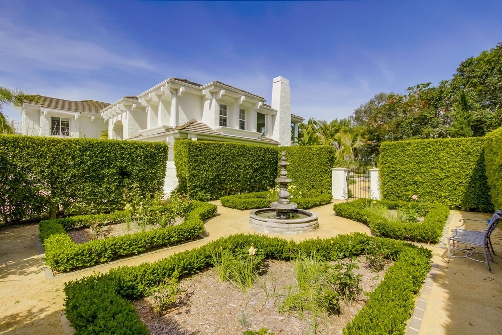 6738 Rancho Lakes Court Rancho Santa Fe, CA 92067 - Photo 5 of 25