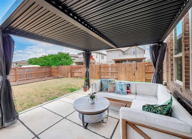 $459,000 | 19008 Medio Cove, Austin, TX 78738