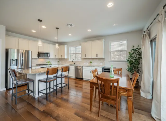 $459,000 | 19008 Medio Cove, Austin, TX 78738