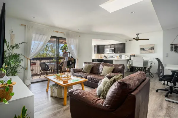 $500,000 | 440 West Citracado Parkway, Unit 14, Escondido, CA 92025