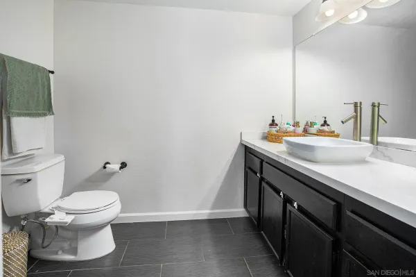 $500,000 | 440 West Citracado Parkway, Unit 14, Escondido, CA 92025