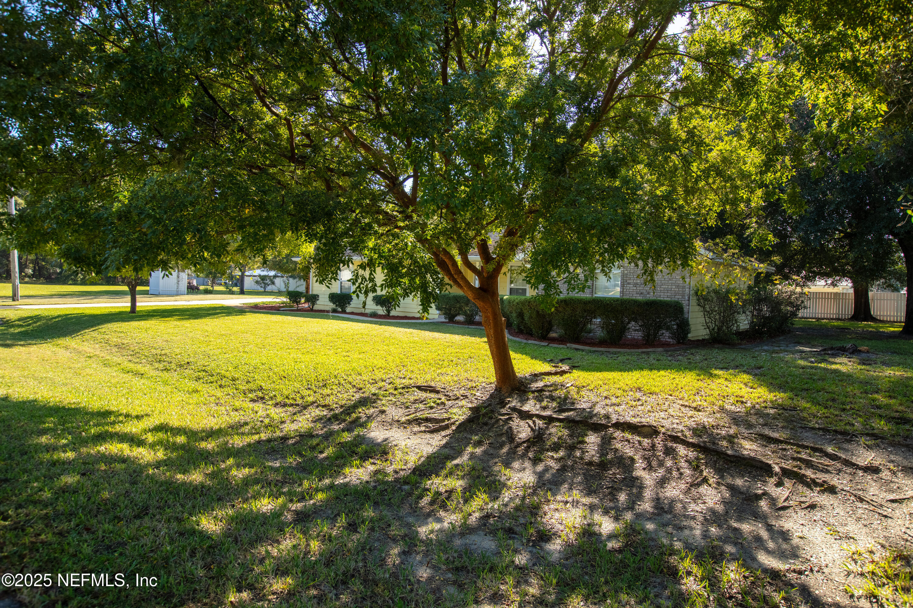 618 Southeast 44th Street Keystone Heights, FL 32656 - Photo 6 of 66 a view of a swimming pool with an outdoor space and seating area