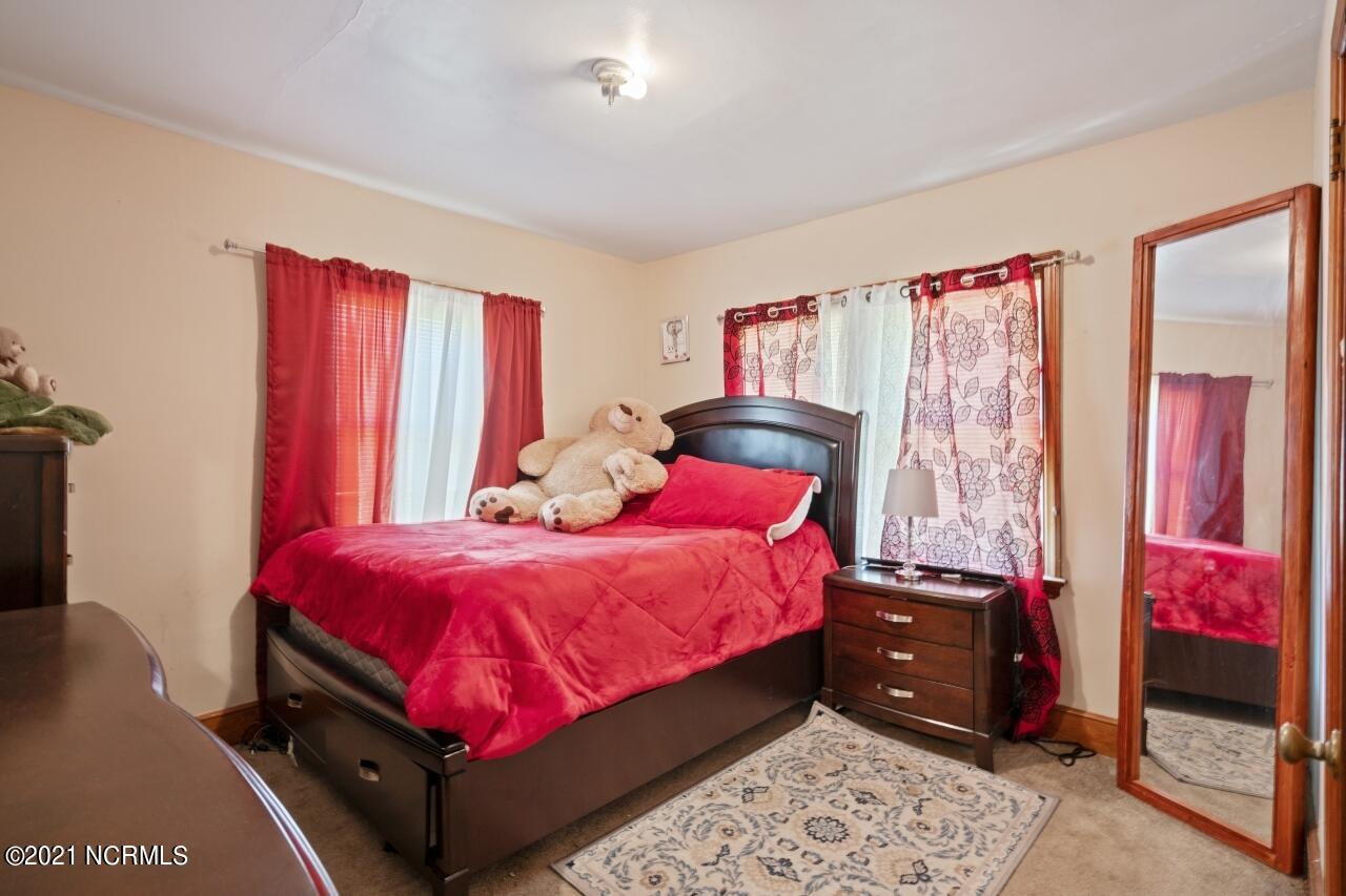 307 Lillian Road West Wilson, NC 27893 - Photo 26 of 29 3rd Bedroom