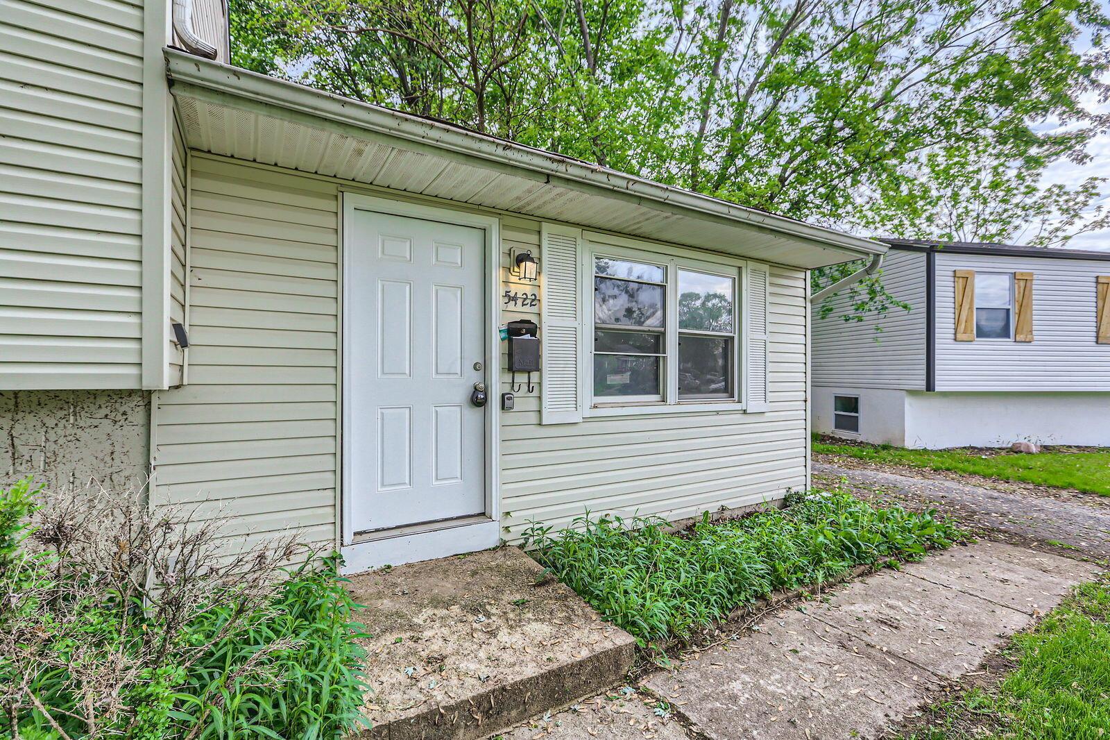 5422 Everson Road North Columbus, OH 43232 - Photo 3 of 28 5422 Everson Rd N Everson Rd N - Web Qua