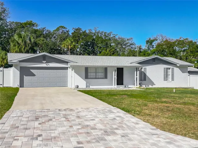 $299,900 | 3820 Southeast 33rd Avenue, Ocala, FL 34480
