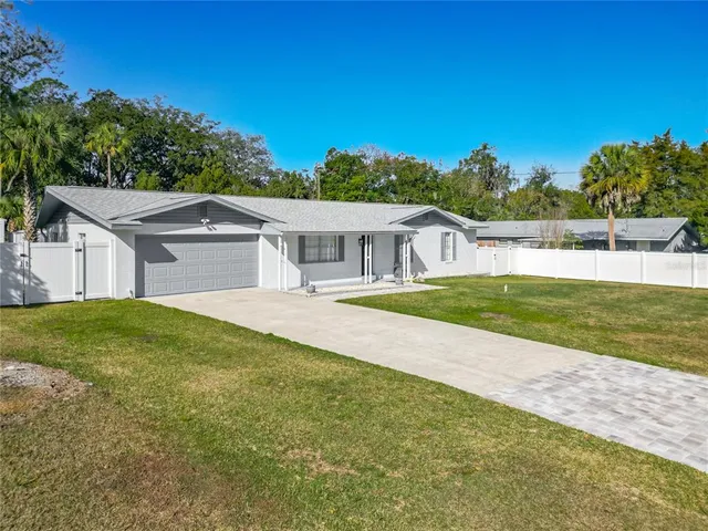 $299,900 | 3820 Southeast 33rd Avenue, Ocala, FL 34480