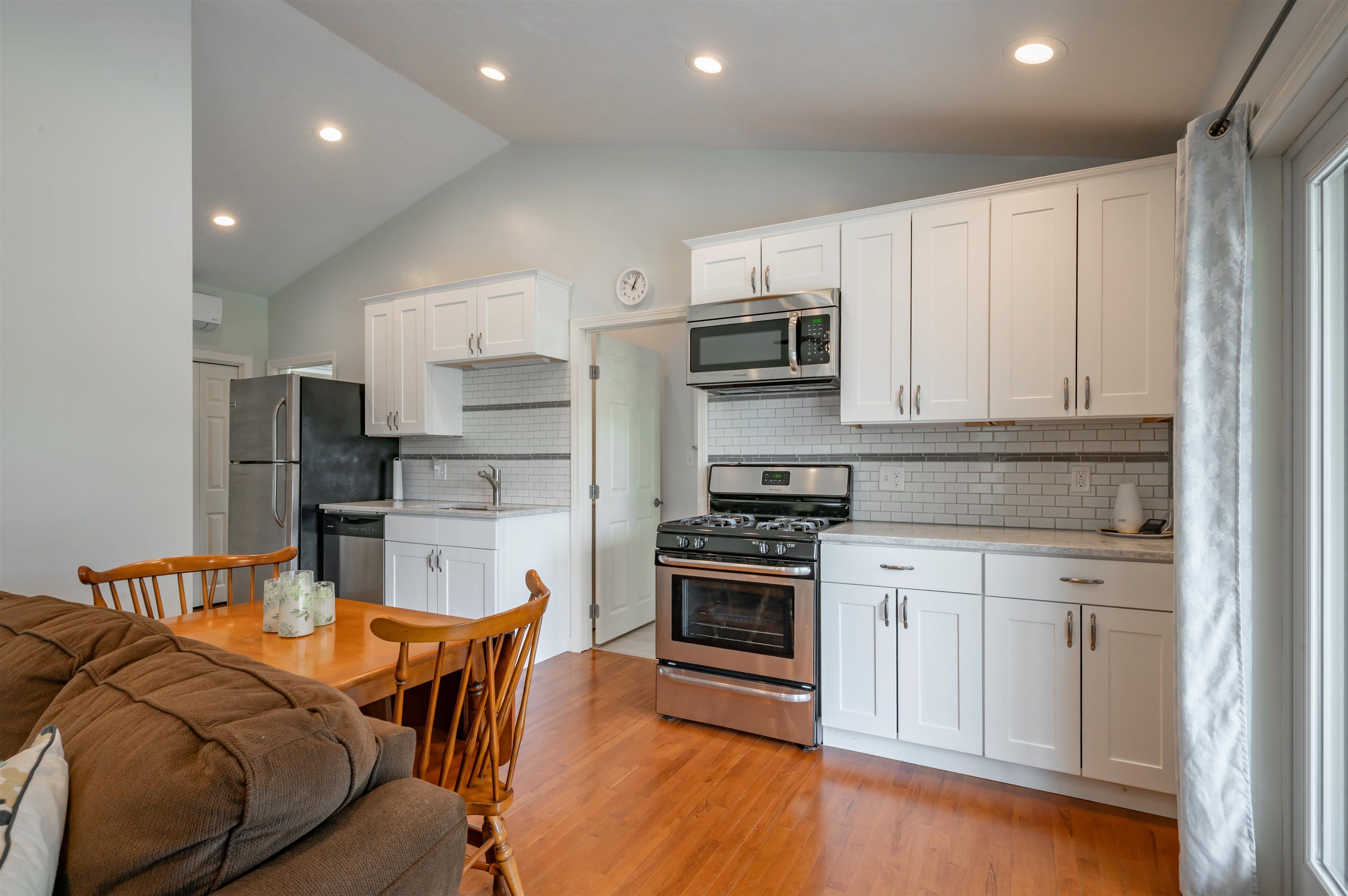 7 Longview Circle Pelham, NH 03076 - Photo 22 of 31 Gallery Image 22