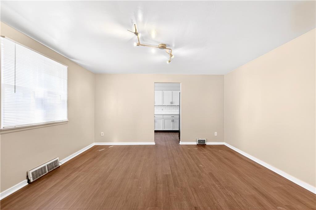 4040 Ludwick Street Pittsburgh, PA 15217 - Photo 11 of 27