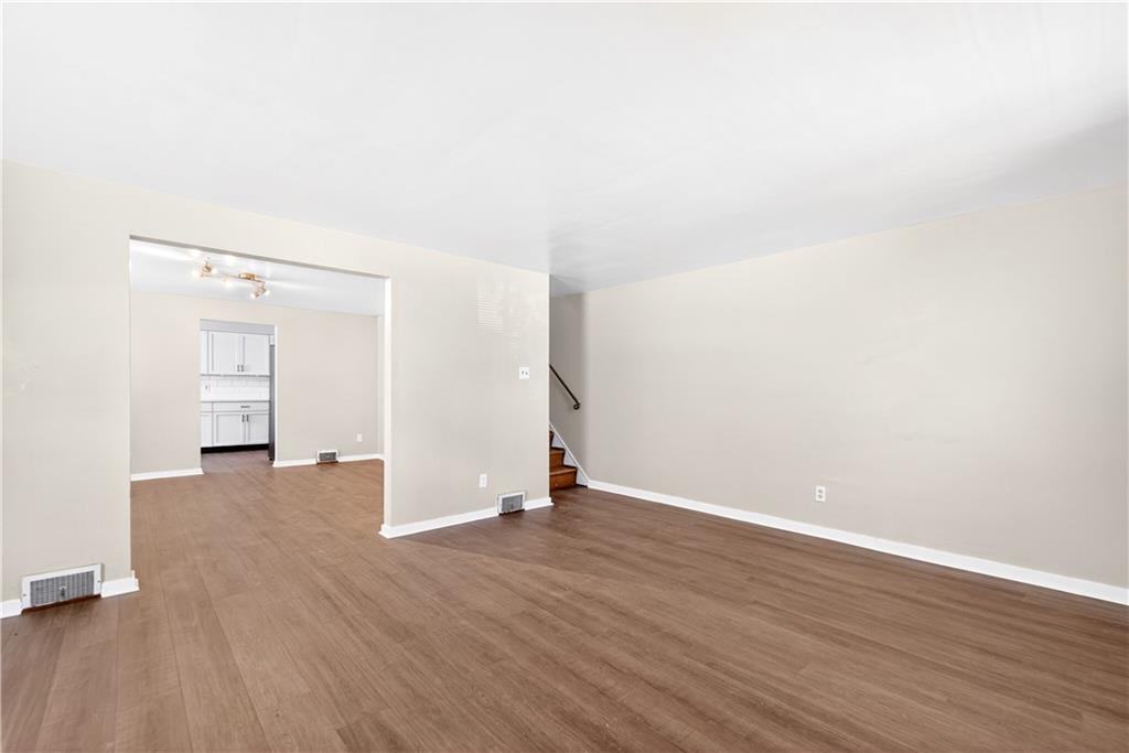 4040 Ludwick Street Pittsburgh, PA 15217 - Photo 8 of 27