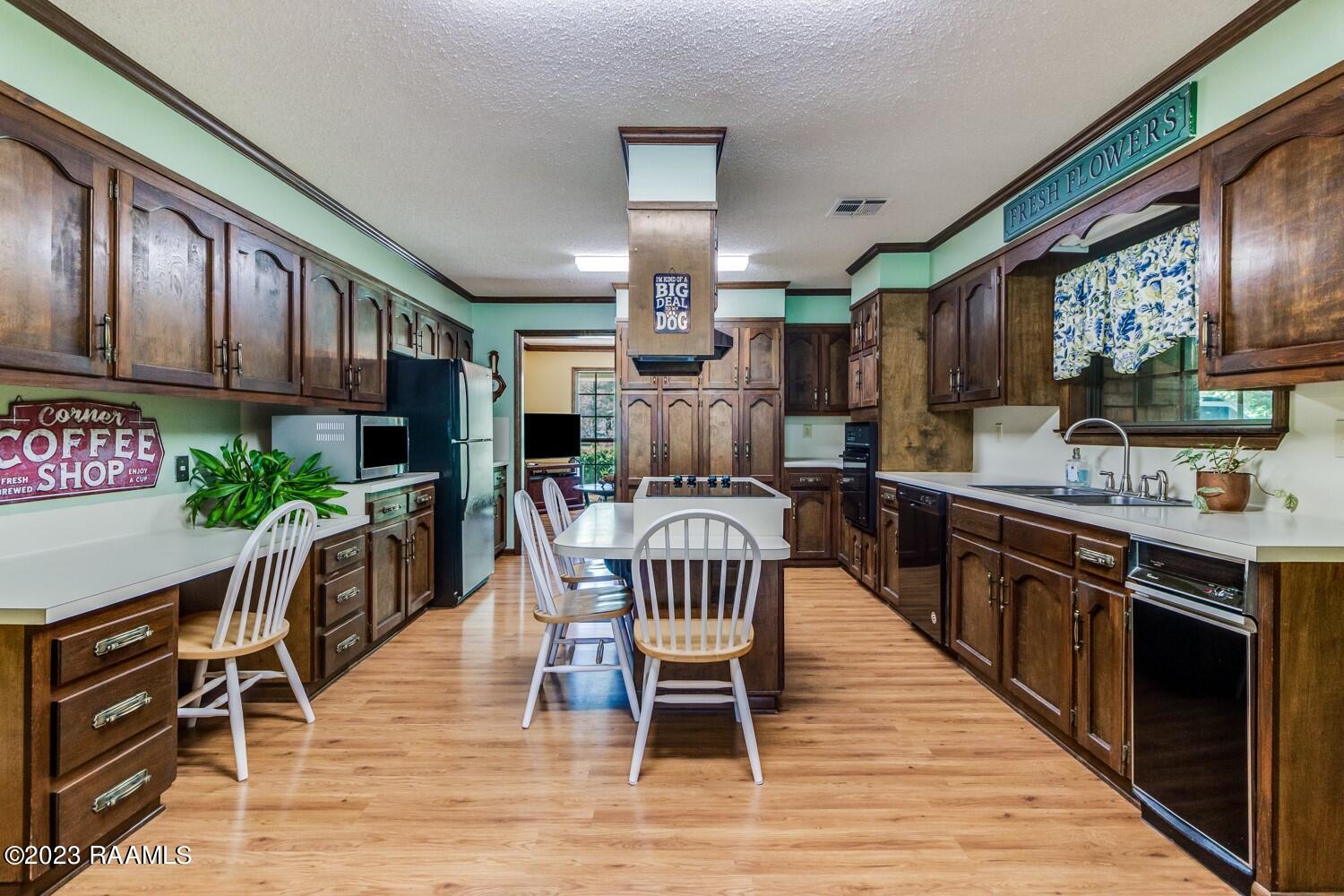 140 Resha Road Breaux Bridge, LA 70517 - Photo 5 of 17 Gallery Image 5