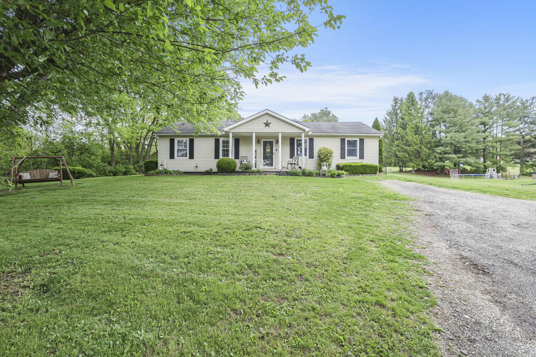 10080 16th Road Southwest Stoutsville, OH 43154 - Photo 1 of 53 2-web-or-mls-939A8345