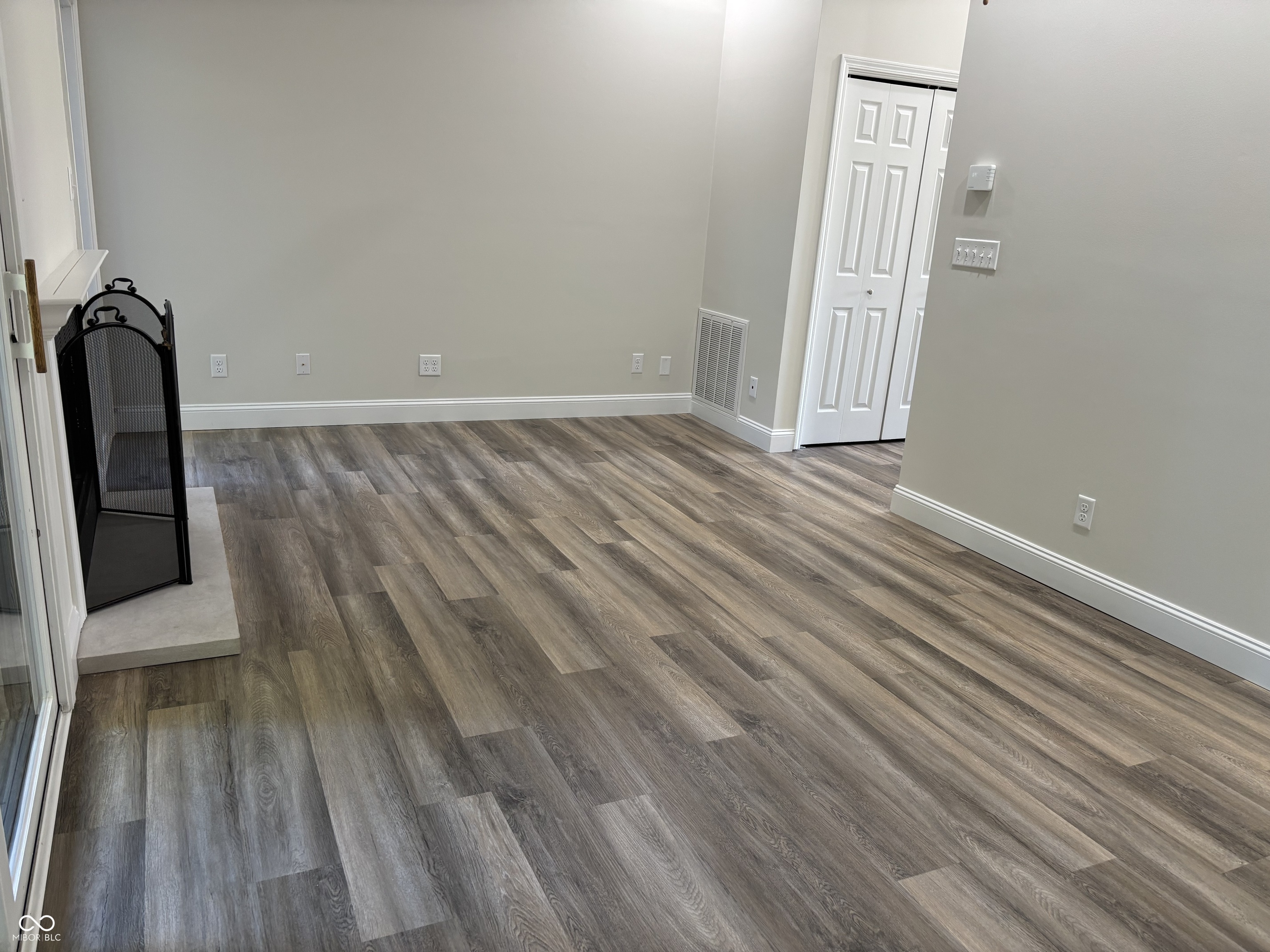 1925 Waters Edge Drive Bloomington, IN 47401 - Photo 3 of 23