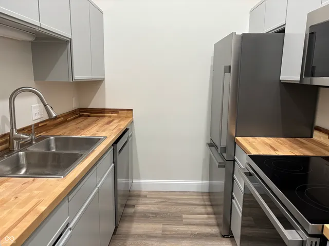 $149,900 | 1925 Waters Edge Drive, Bloomington, IN 47401