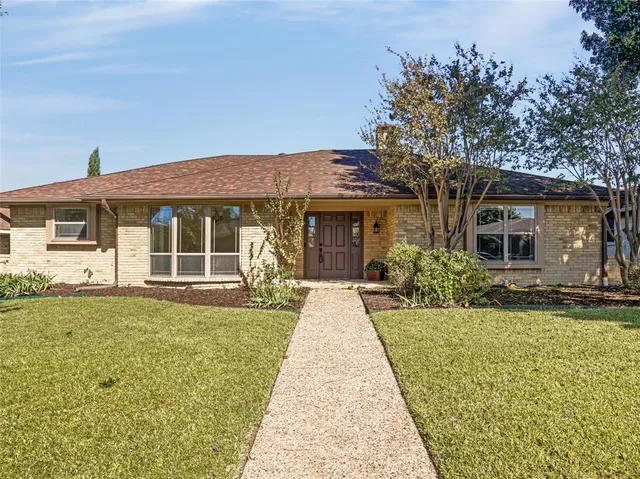 $520,000 | 2209 Golden Willow Lane, Richardson, TX 75082