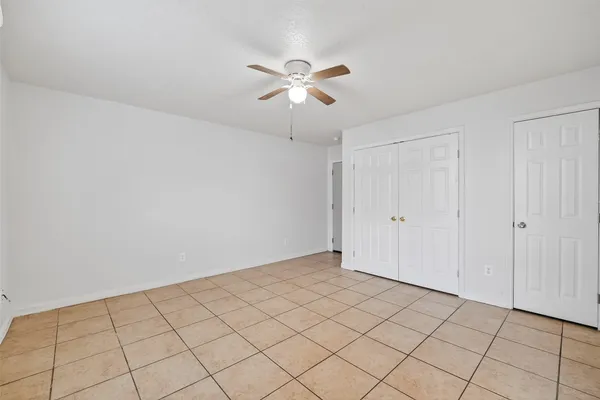 $799 | 7742 Park Pl Boulevard, Unit 4, Houston, TX 77087