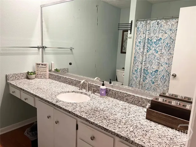 $2,200 | 12 St Moritz Court, Savannah, GA 31419