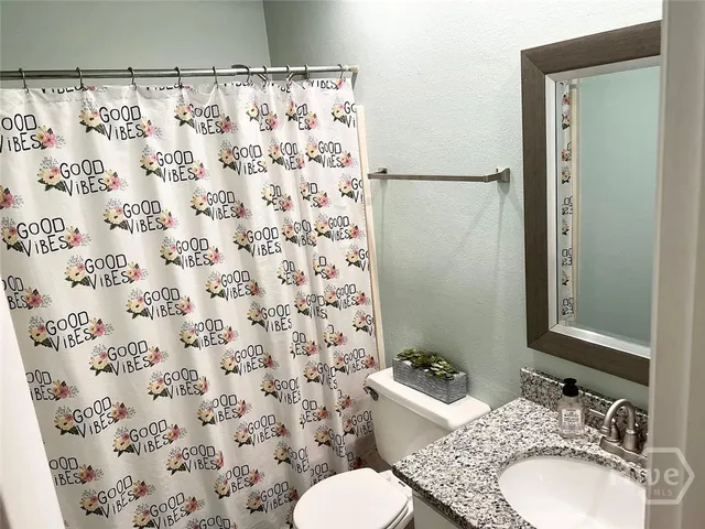 $2,200 | 12 St Moritz Court, Savannah, GA 31419