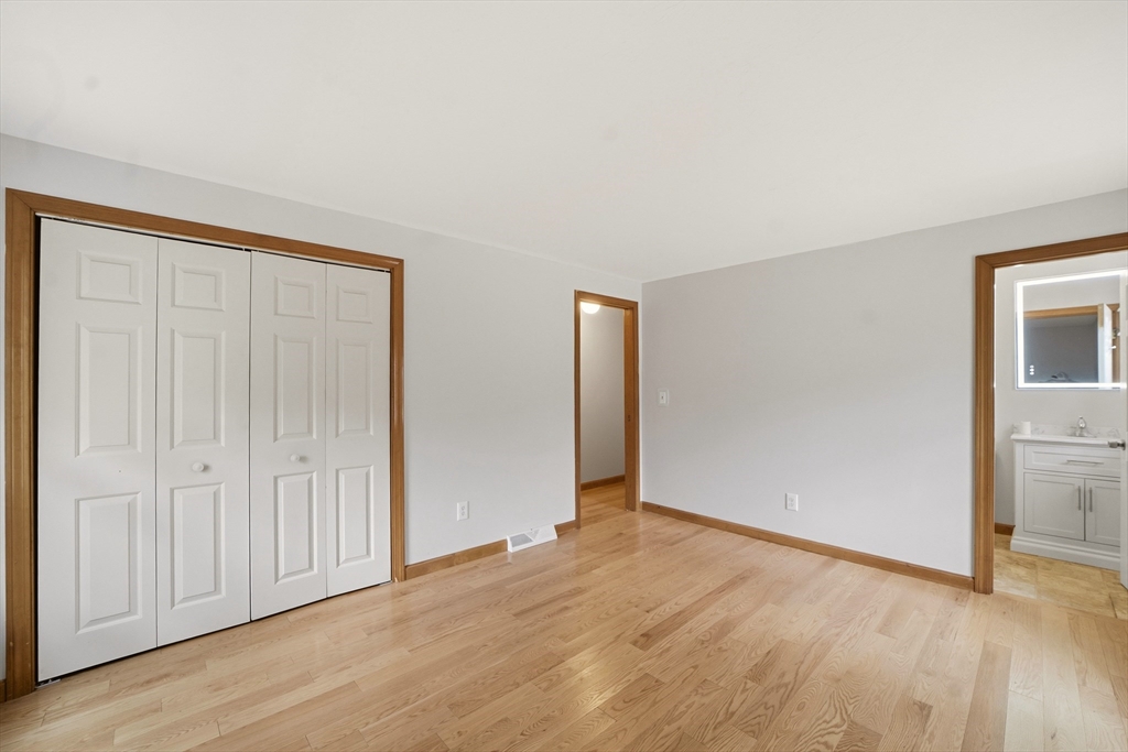 4 Bourne Hay Road Sandwich, MA 02563 - Photo 12 of 18