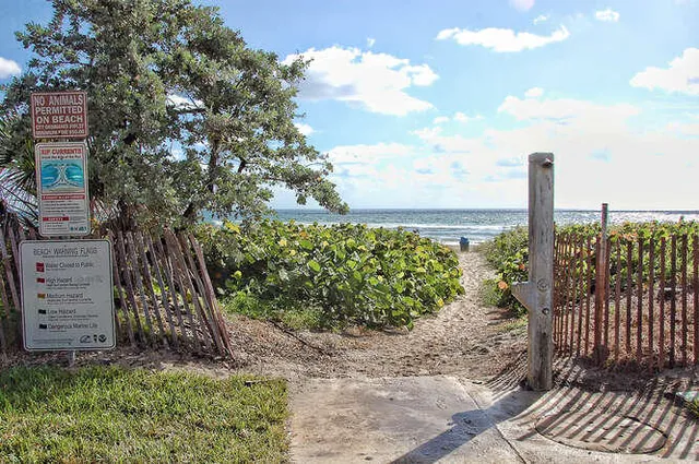 $679,000 | 3537 Lakeview Drive, Delray Beach, FL 33445