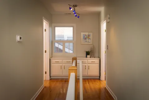 $749,000 | 533 North Avenue, Barrington, IL 60010